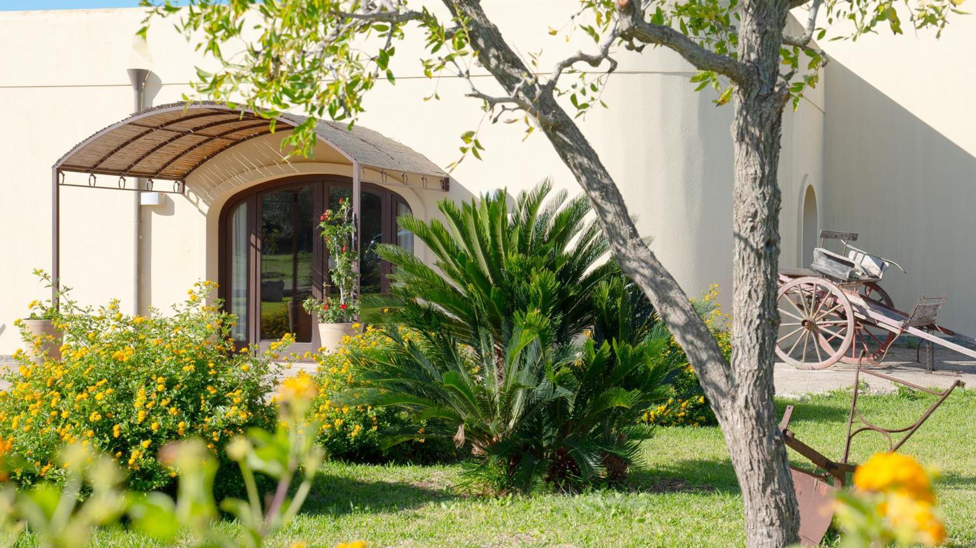 Delle Rose, & Horse Riding Hotel